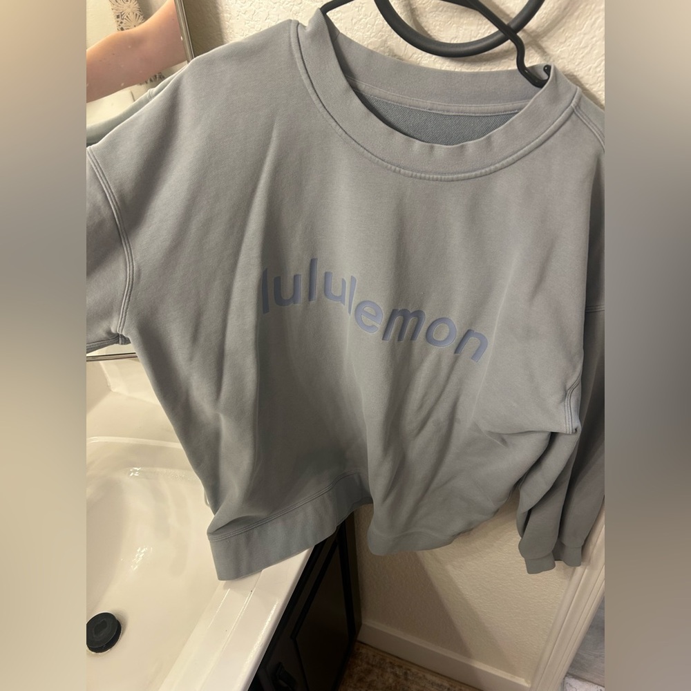 Lululemon Crewneck
